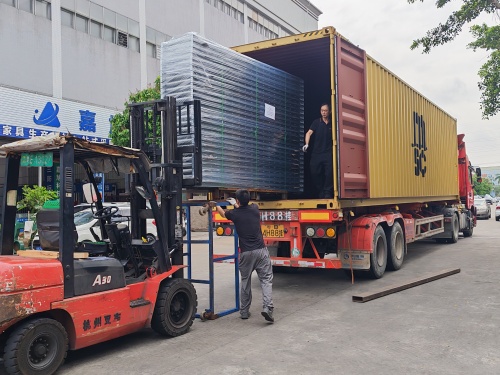 FORTRAN Machinery Mengirimkan Konveyor Roller Tanpa Tenaga Lainnya ke Vietnam